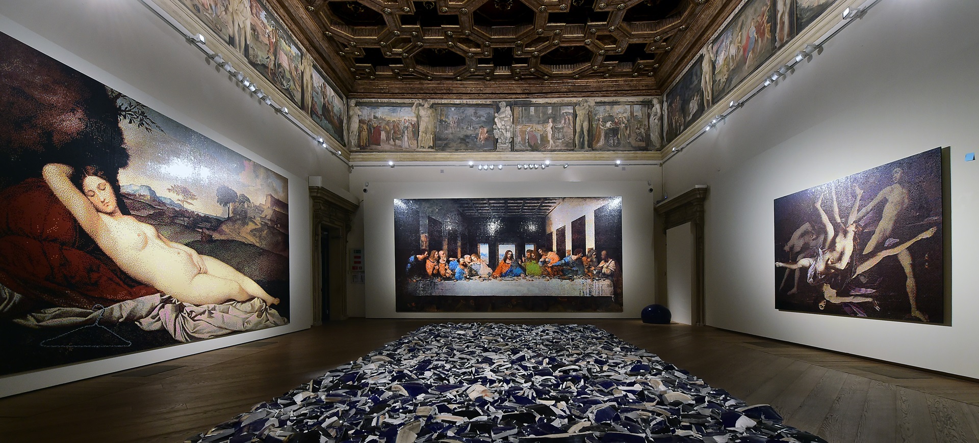 Sala Giasone, a Palazzo Fava, allestita con opere di Ai Weiwei