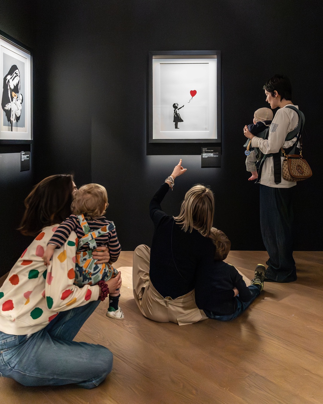 Visita "A piccoli passi" con bambini 0-5 anni alla mostra "Banksy Archive 01" a Palazzo Fava