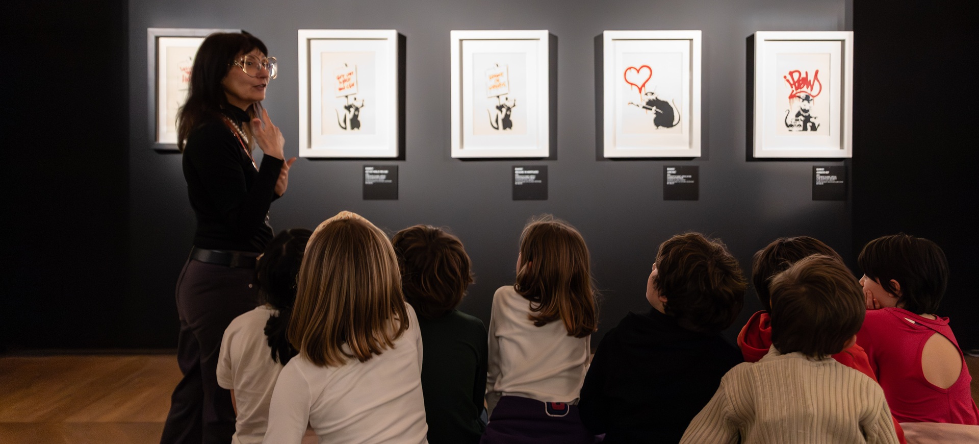 Visita guidata con bambini alla mostra "Banksy Archive 01" a Palazzo Fava