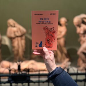 "Un gatto tra le statue" a Santa Maria della Vita